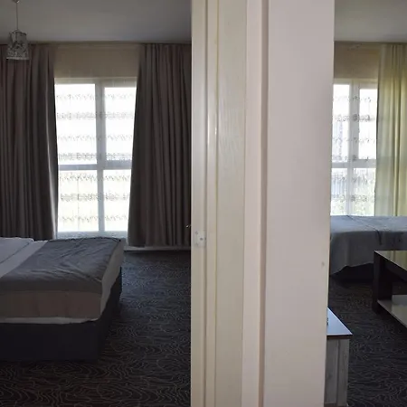 Aparthotel 53 *