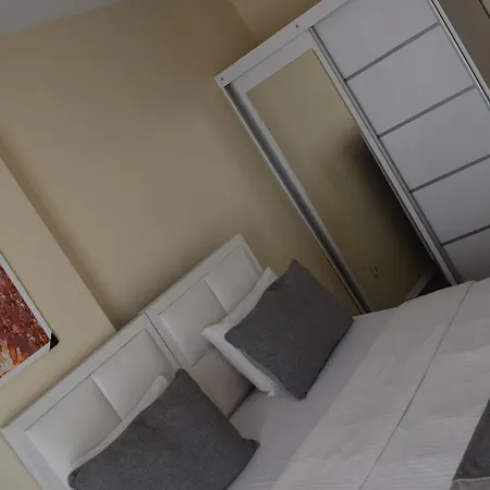 Apart-hotel 53 *